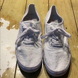 Women’s American Eagle shoes!  Sz 8!